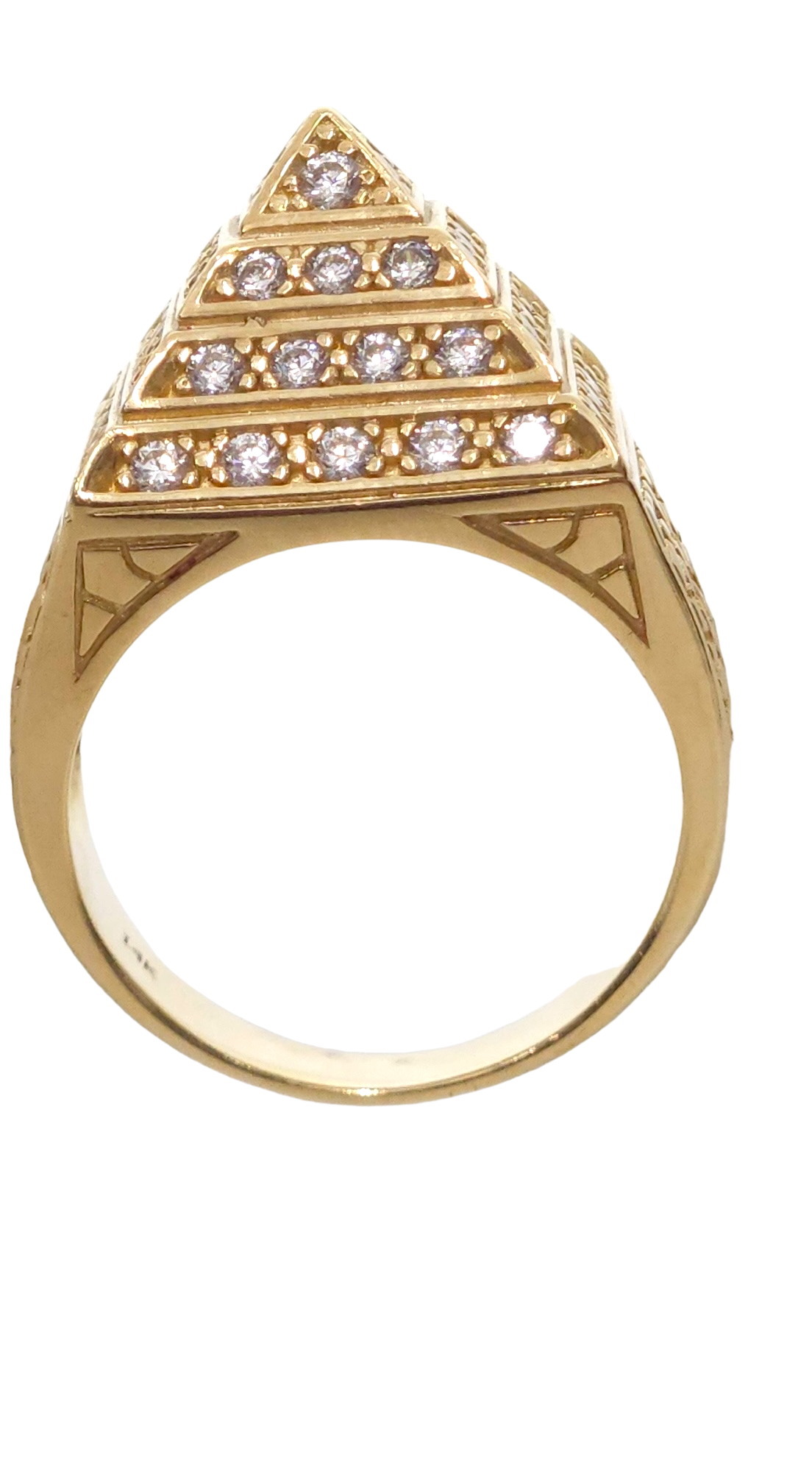 Pyramid Ring